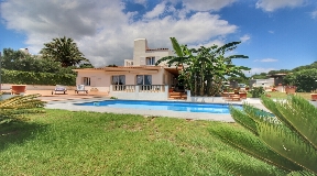 Belle villa de location avec licence de location à Binibeca Vell à vendre
