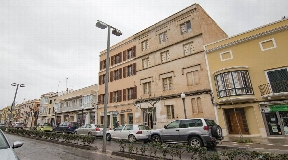 Maison à rénover à vendre sur la rue principale de Ciutadella